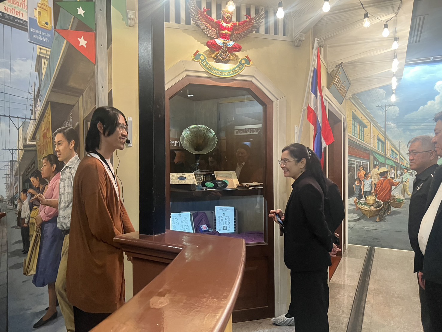 ภาพรอง 5