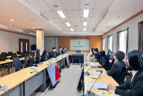 กลุ่มนิติกรรมสัญญาและคดี กองกฎหมาย สป.อว. เดินทางไปปฏิบัติรา ... Image 4